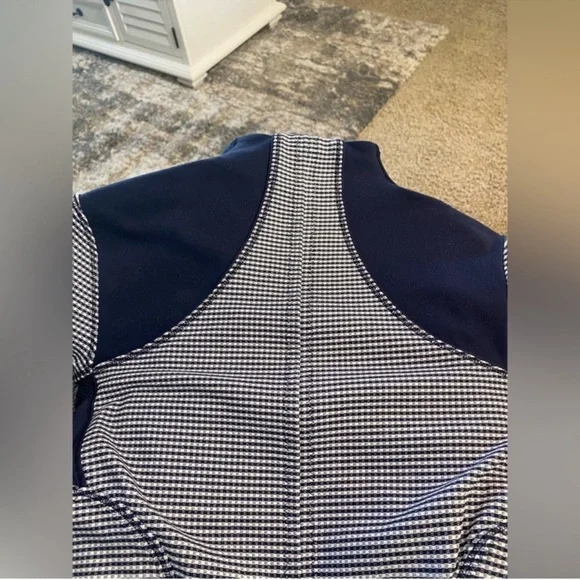Lululemon Forme Jacket Gingham Blue Check Zip Front Size 2 - Picture 9 of 16